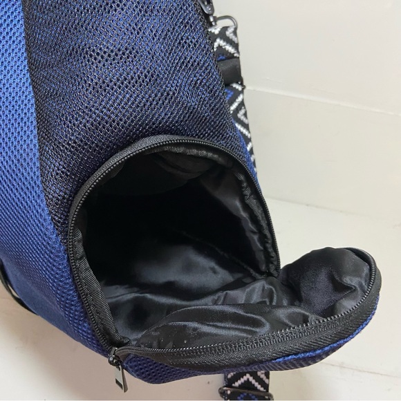 Go Dash Dot All Mesh Blue Backpack with Crossbody Strap - Picture 13 of 15